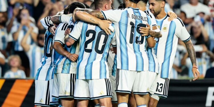 LAS CANCIONES QUE NO PUEDEN FALTAR EN LA PREVIA PARA ALENTAR A LA SELECCIÓN ARGENTINA