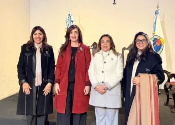 Sandra Mendoza participó de la Vigilia por la Independencia y llamó a construir “una Argentina más unida”