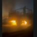 SE INCENDIÓ UN CAMIÓN EN LA AUTOPISTA FAMAILLÁ-CAPITAL Y EL VIENTO ZONDA PROPAGÓ LAS LLAMAS HACIA LOS PASTIZALES