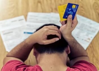 La deuda de las familias se mete de lleno en la agenda política: crece la mora y el PJ apunta contra Milei