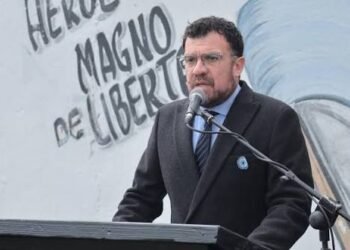 “Si tenemos que competir contra Manzur, lo haremos”: Serra endureció la interna del peronismo tucumano