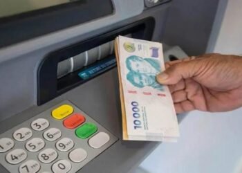 Empieza hoy el pago del 80% del sueldo a estatales tucumanos: quiénes cobran primero