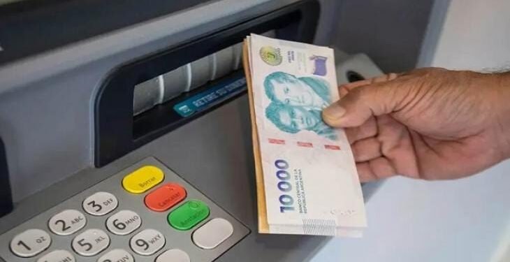 Empieza hoy el pago del 80% del sueldo a estatales tucumanos: quiénes cobran primero
